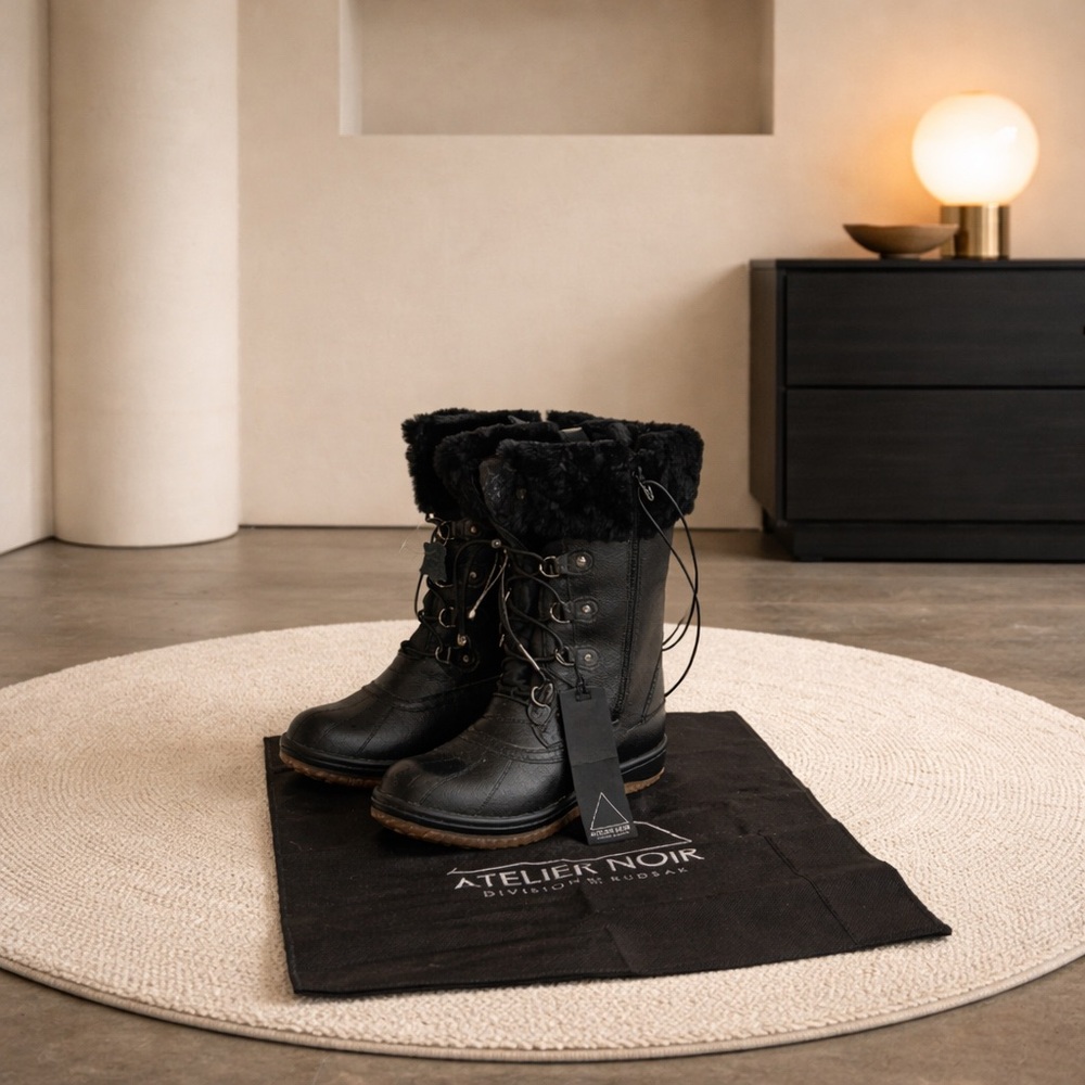 Women's Black Winter Boots